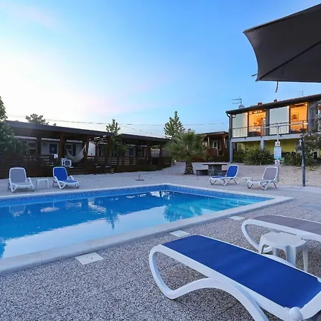 Campeggio Apartman 
